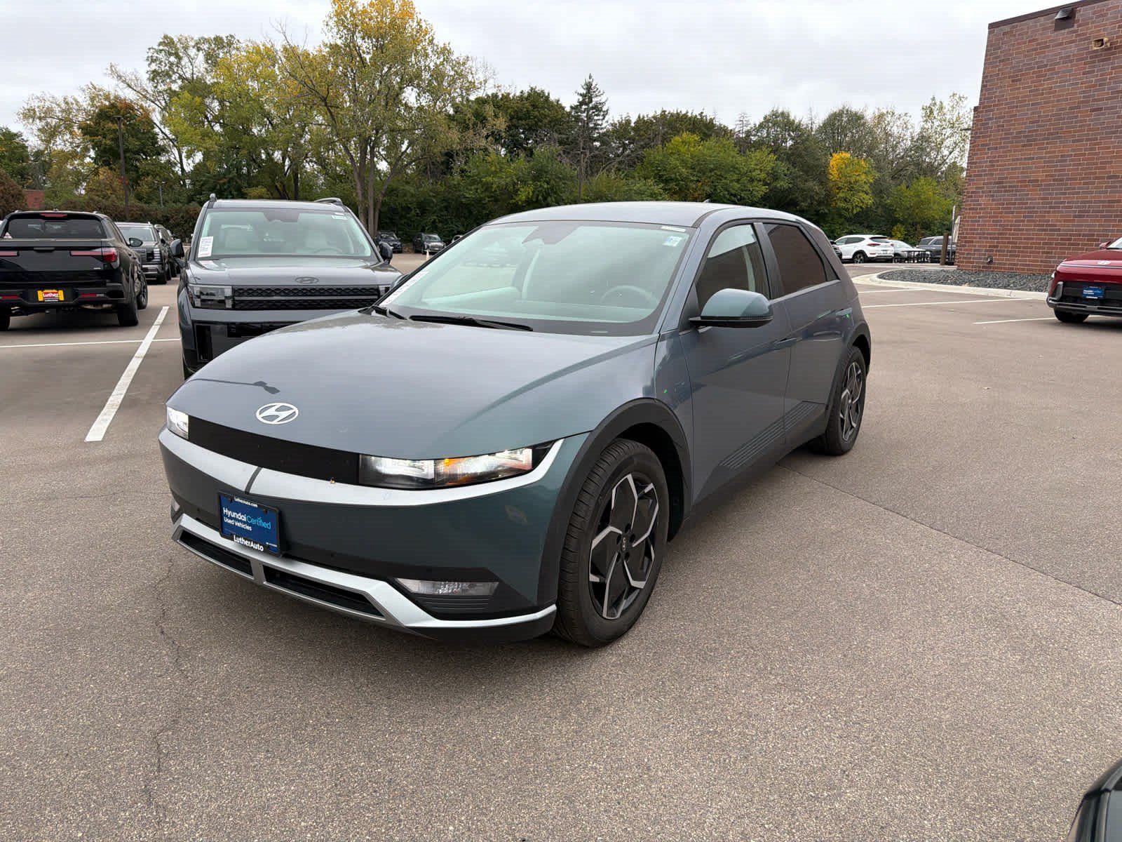 Certified Used 2024 Digital Teal Hyundai SEL image 4