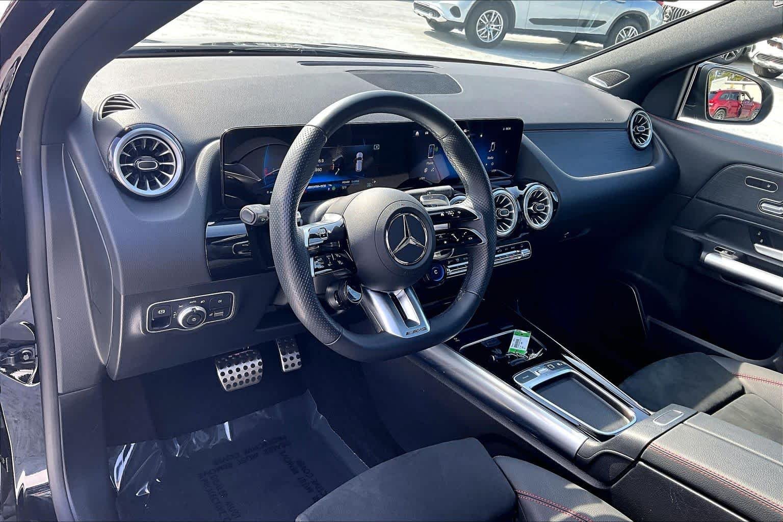 Used 2025 Night Black Mercedes-Benz AMG® GLA 35 image 29