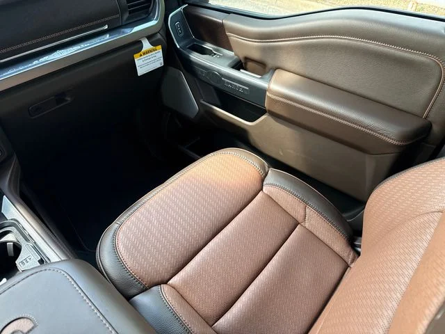 New 2026 Agate Black Metallic Ford F-250® King Ranch® image 16