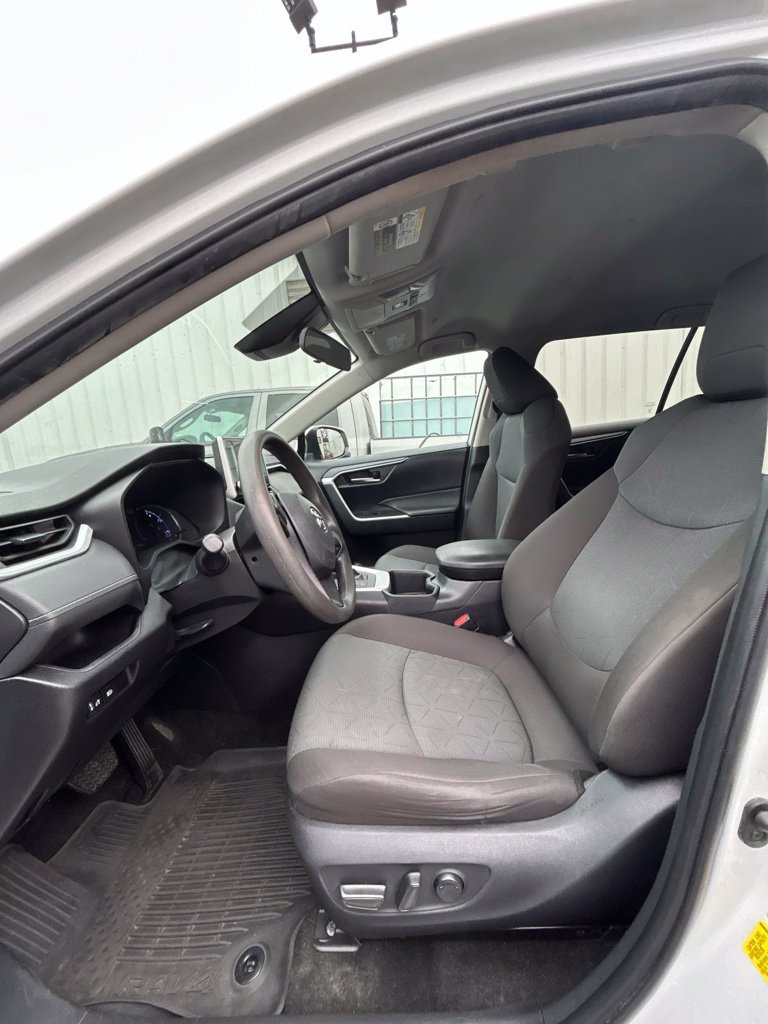 Used 2024 White Toyota XLE image 12