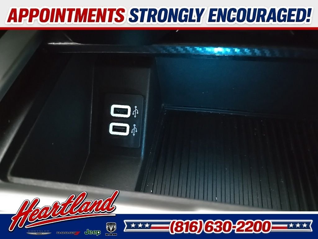 Used 2018 Black Ford Lariat image 75