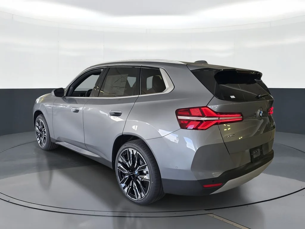 Used 2026 Gray BMW 30 xDrive image 4