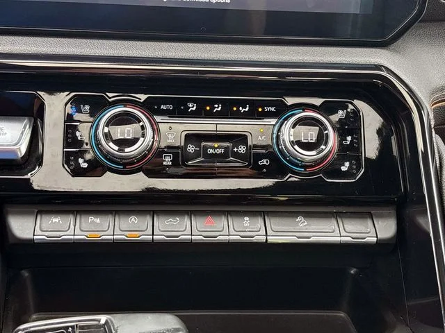 Used 2024 Titanium Rush Metallic GMC AT4 image 26