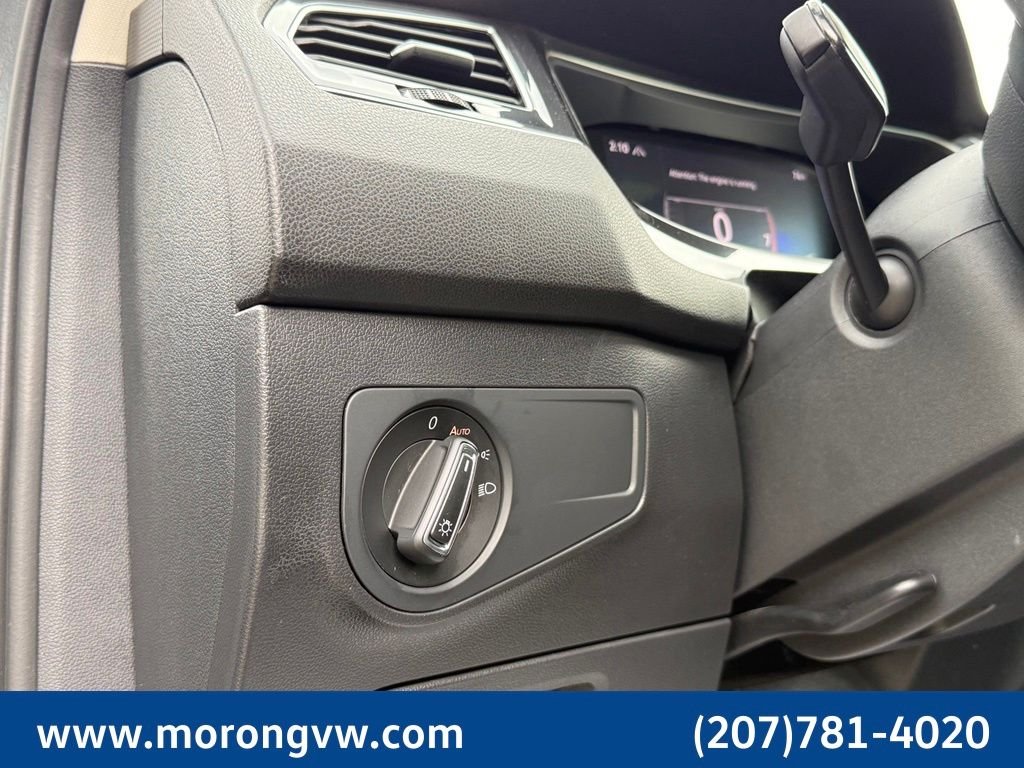 Used 2023 Gray Volkswagen 2.0T SE image 26