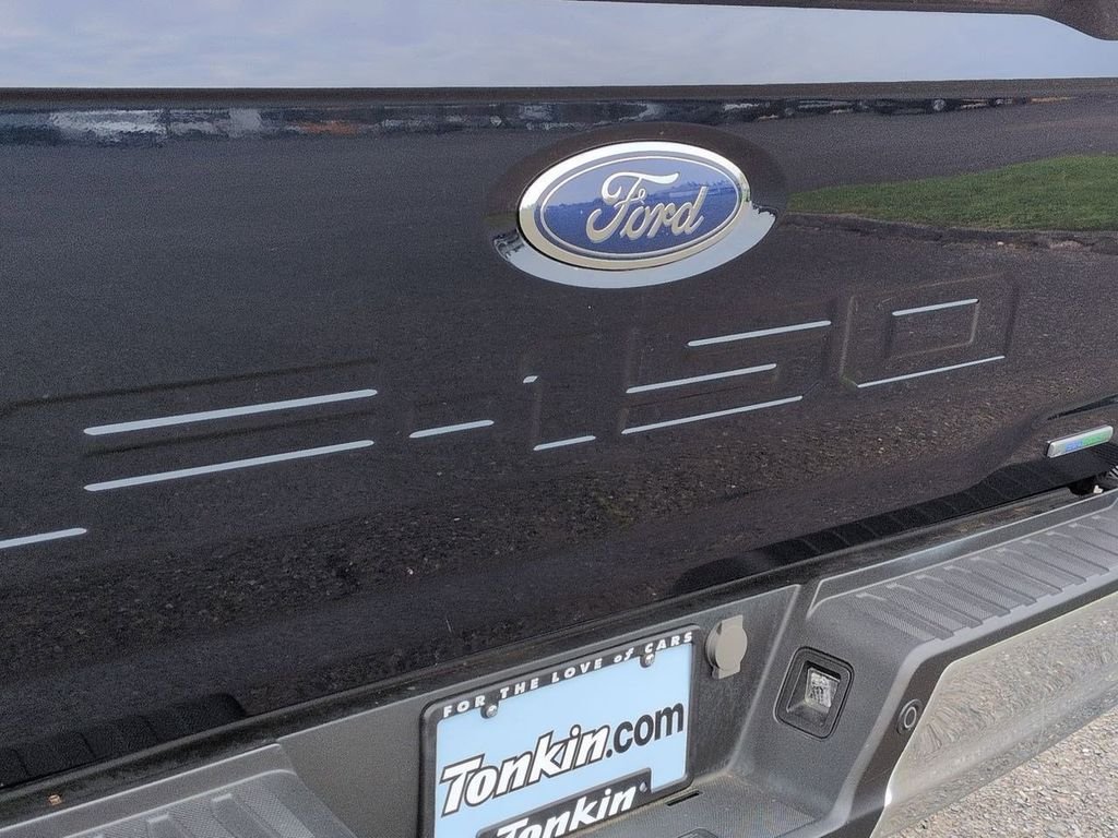 Used 2023 Blue Metallic Ford XLT image 24