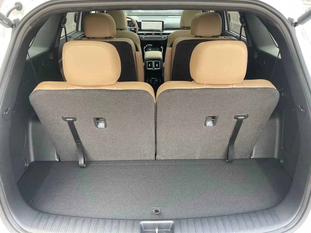 New 2026 White Kia X-Line SX Prestige image 2
