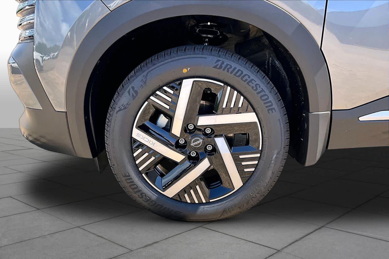 New 2026 Gun Metallic Nissan SV image 9