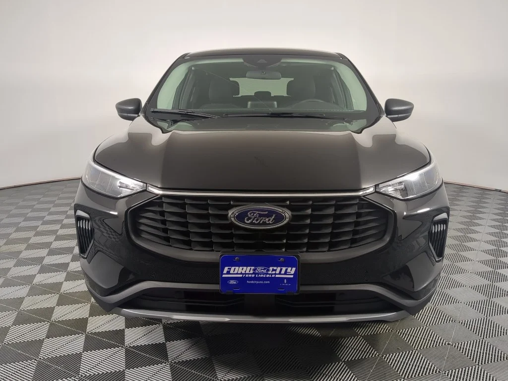 New 2026 Agate Black Metallic Ford Active® image 3