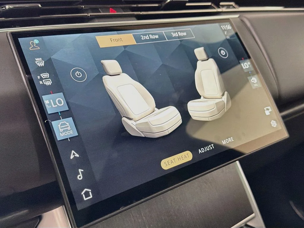New 2026 Fuji White Land Rover SE 7 Seats image 21