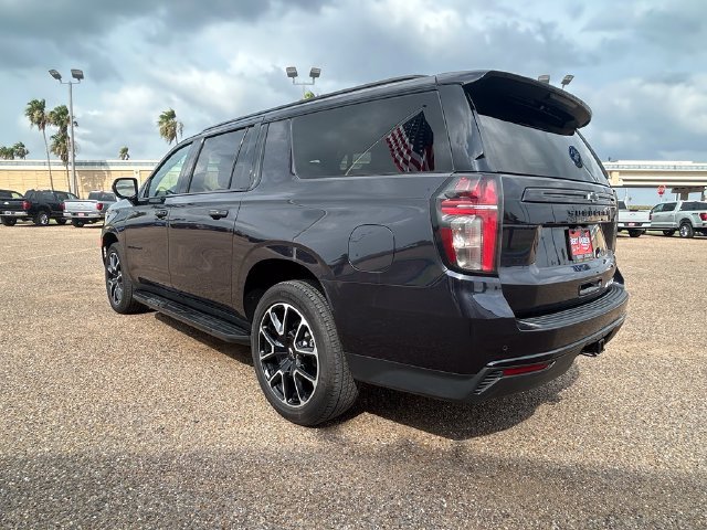 Used 2024 Gray Chevrolet RST image 4