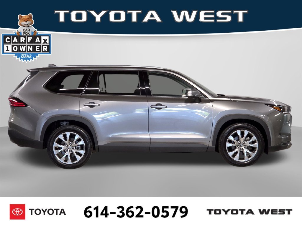 Used 2025  Toyota Limited image 4