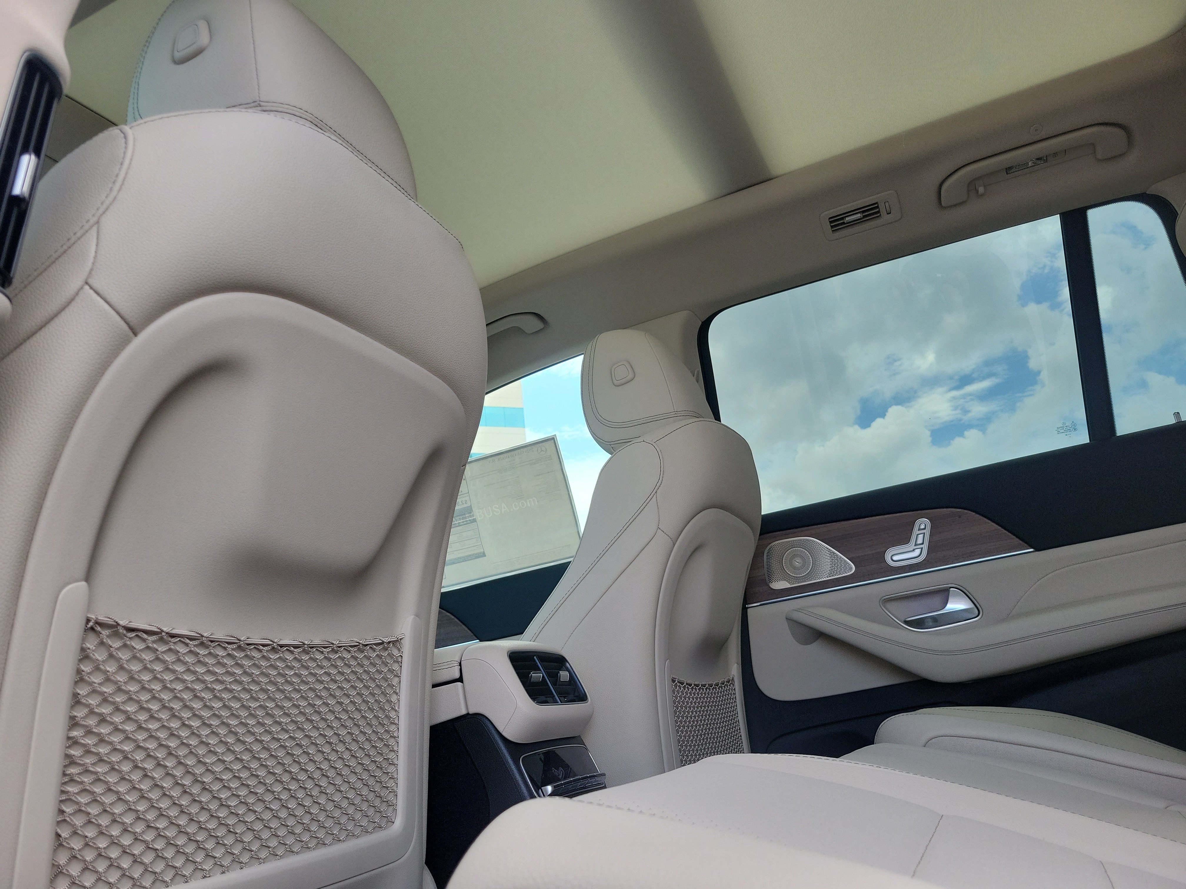 New 2026 Polar White Mercedes-Benz GLS 450 image 45