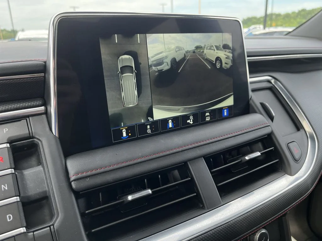 Used 2023 White Chevrolet RST image 17