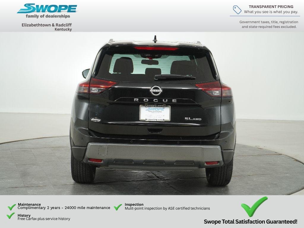 Used 2026 Super Black Nissan SL image 5