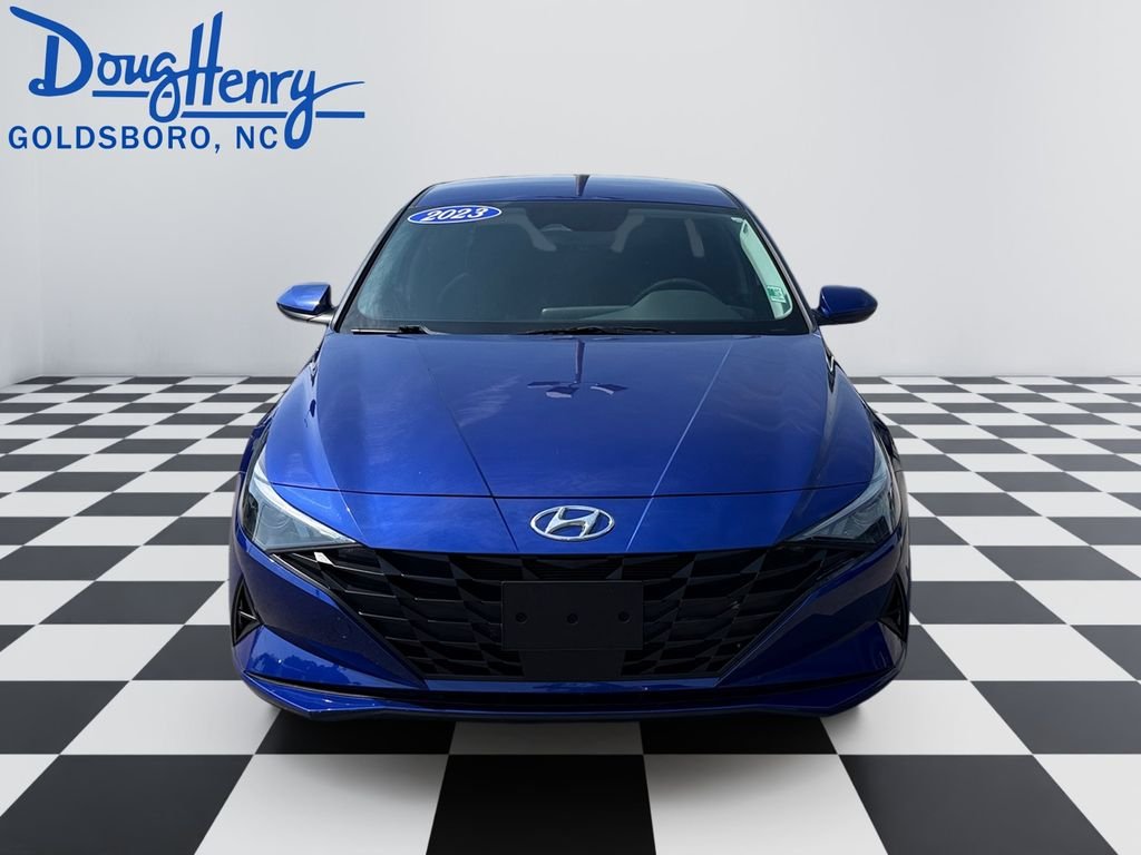 Used 2023 Blue Hyundai SEL image 8