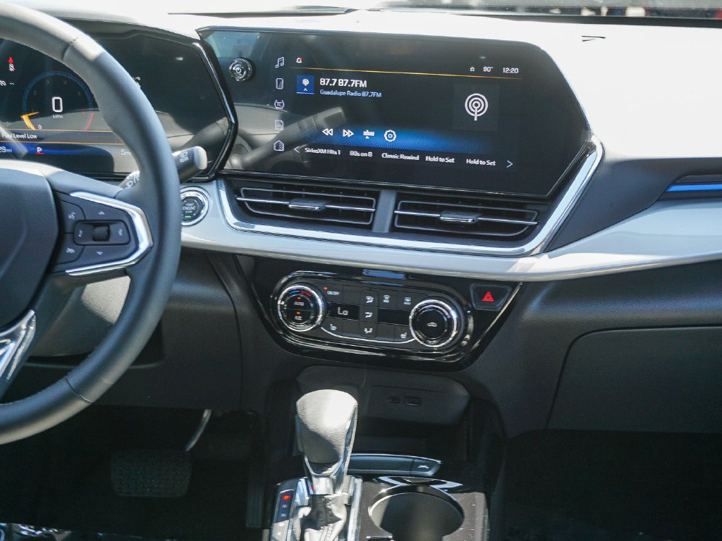 2026 Chevrolet Trax LT - Photo 15