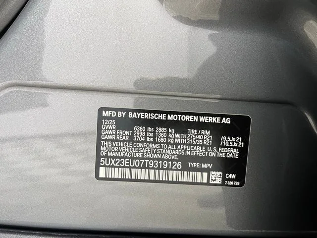 Used 2026 Skyscraper Grey Metallic BMW xDrive40i image 22