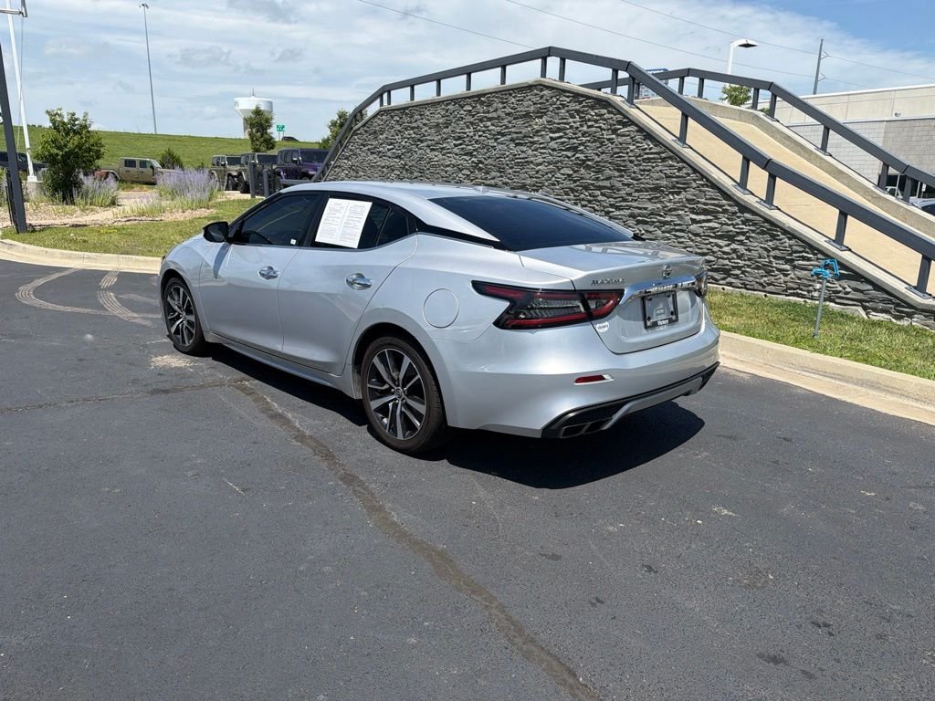 Used 2019 Silver Nissan 3.5 SV image 5