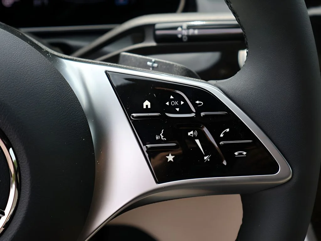 New 2026 Polar White Mercedes-Benz C 300 image 30