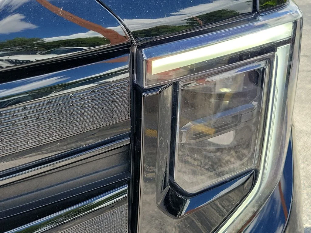 Used 2023 Black GMC Elevation image 11