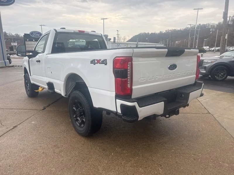 New 2026 Oxford White Ford F-350® XL image 5