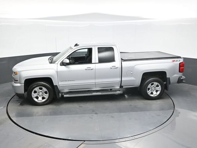 Used 2018 Silver Chevrolet LT image 12