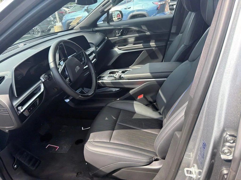 Used 2024 Silver Cadillac Sport image 6
