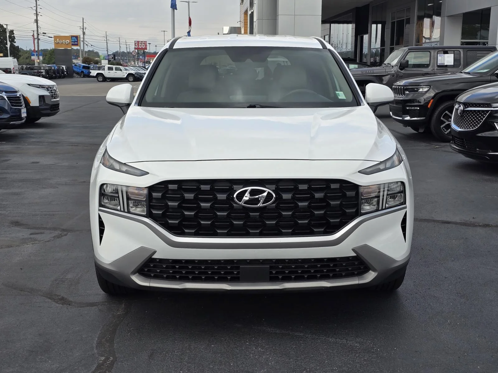 Used 2023 Serenity White Pearl Hyundai SE image 2