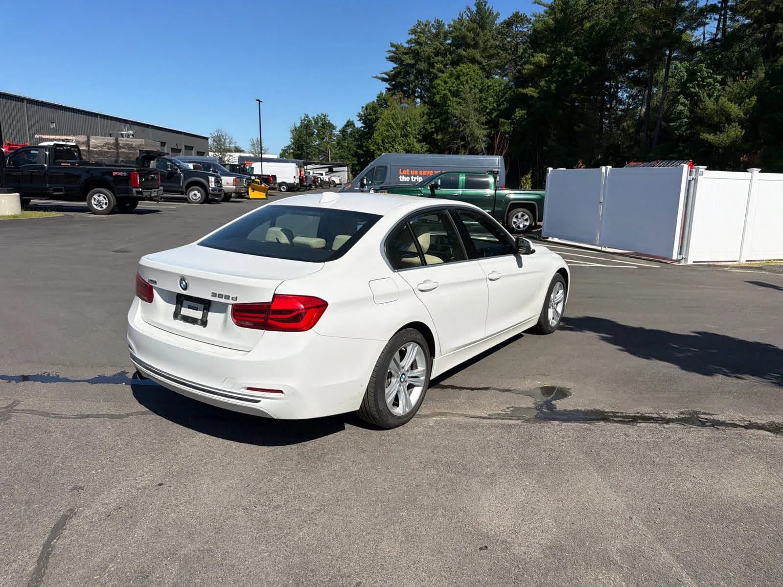 Used 2018 Alpine White BMW 328d xDrive image 5