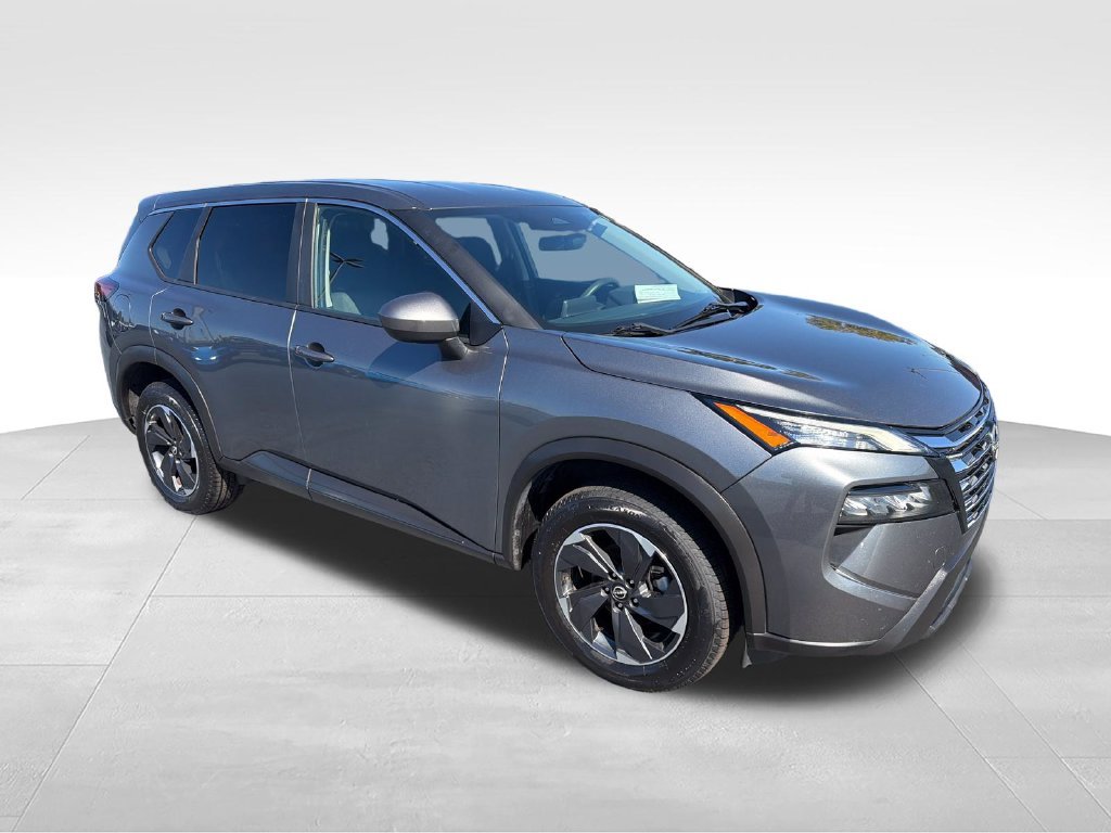 Used 2024 Gray Nissan SV image 7