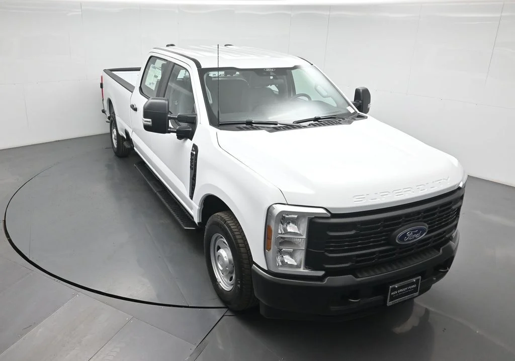 New 2026 White Ford XL image 32