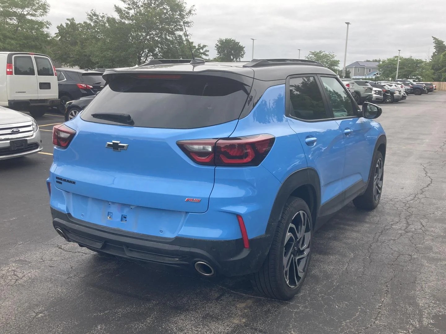 Used 2024 Fountain Blue Chevrolet RS image 7