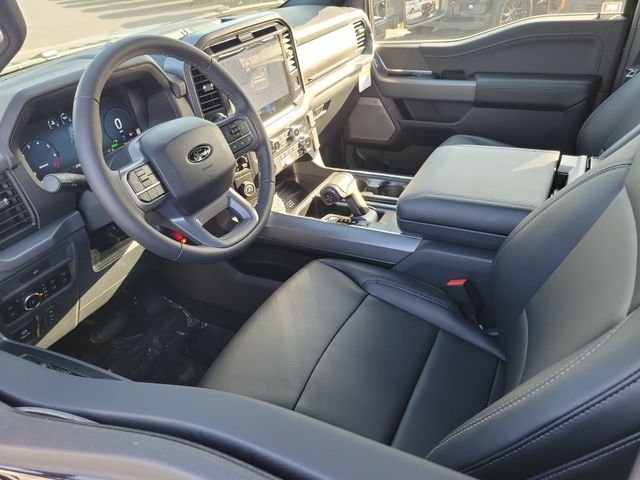 New 2026 Antimatter Blue Metallic Ford XLT image 3