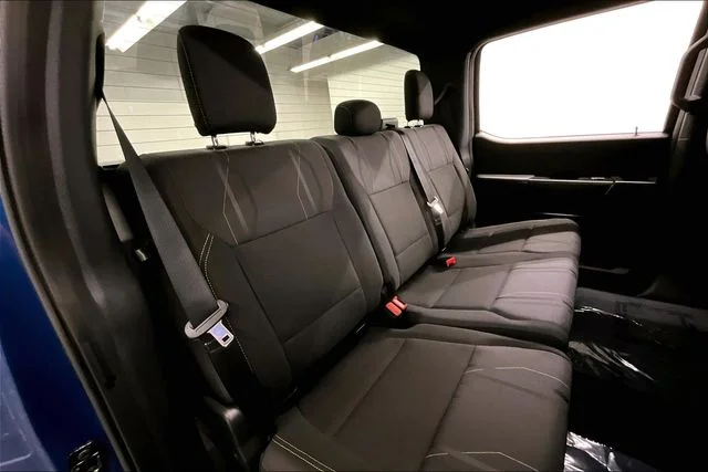 Used 2024 Atlas Blue Metallic Ford STX image 26
