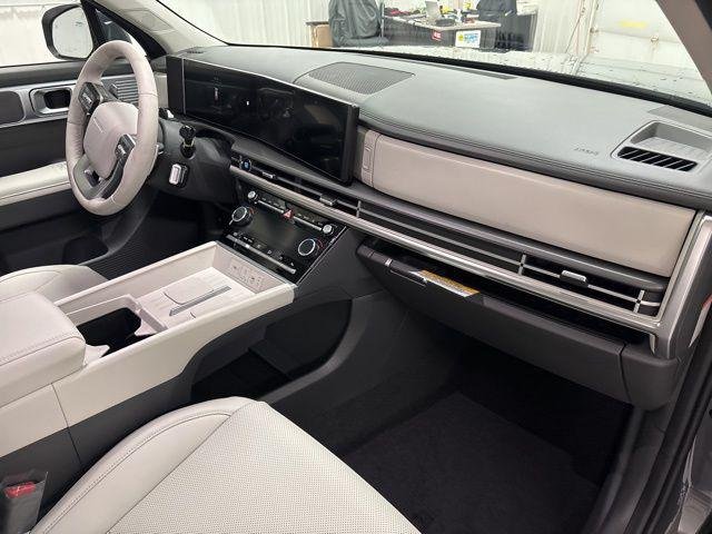 New 2026 Gray Hyundai SEL image 35