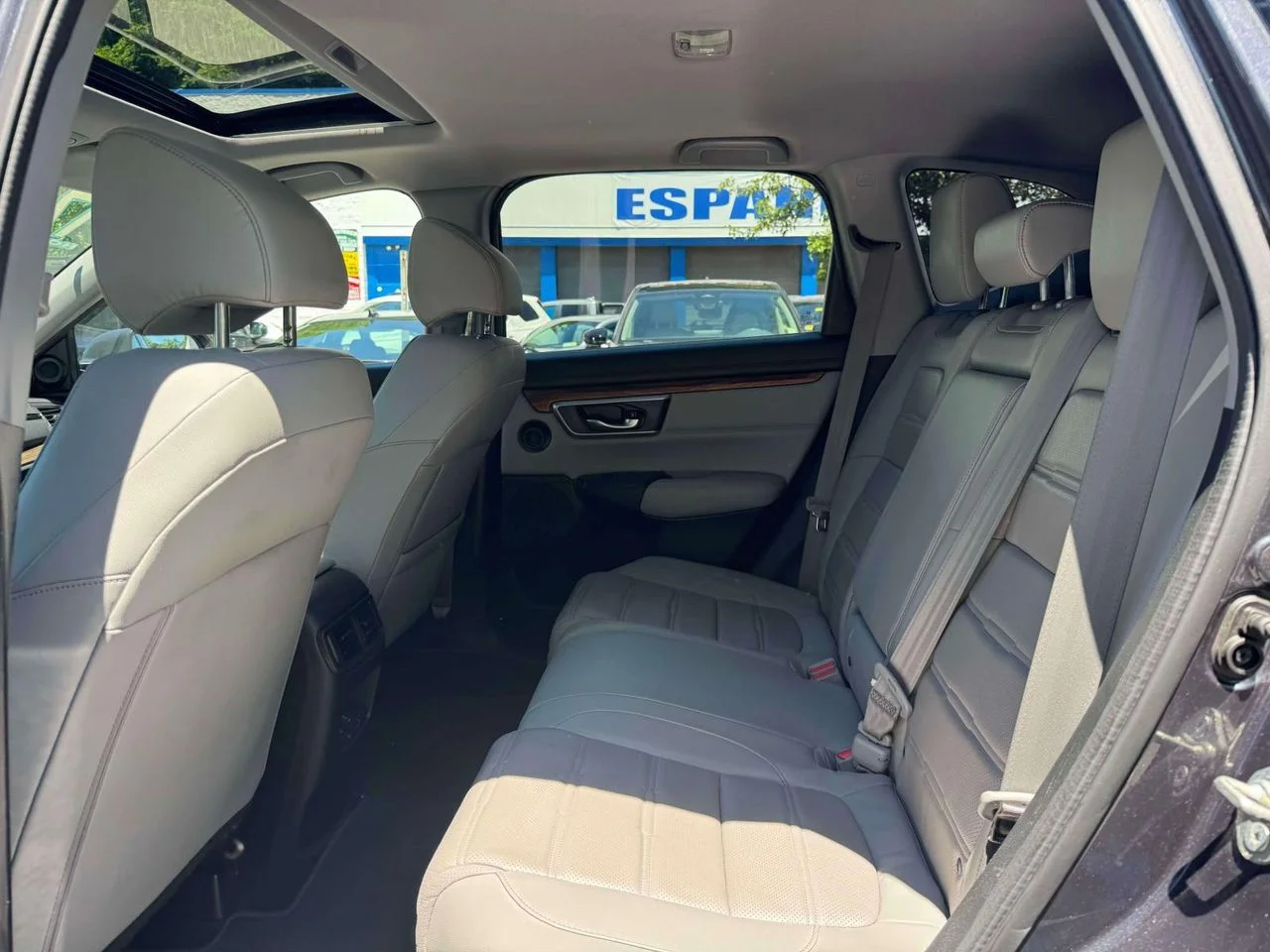 Used 2017 Modern Steel Metallic Honda EX-L image 17