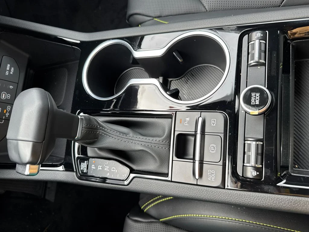 2026 Kia K5 GT - Photo 43