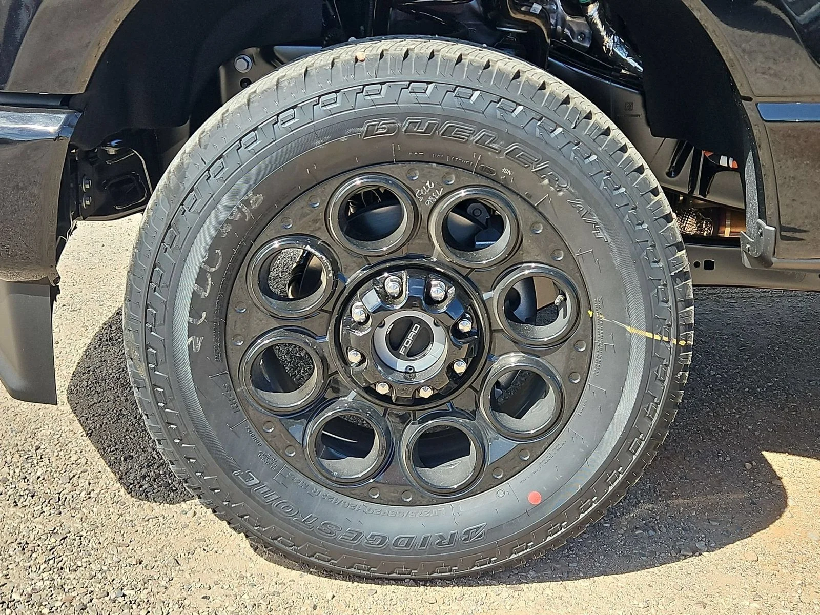 New 2026 Agate Black Metallic Ford F-250® Lariat® image 10