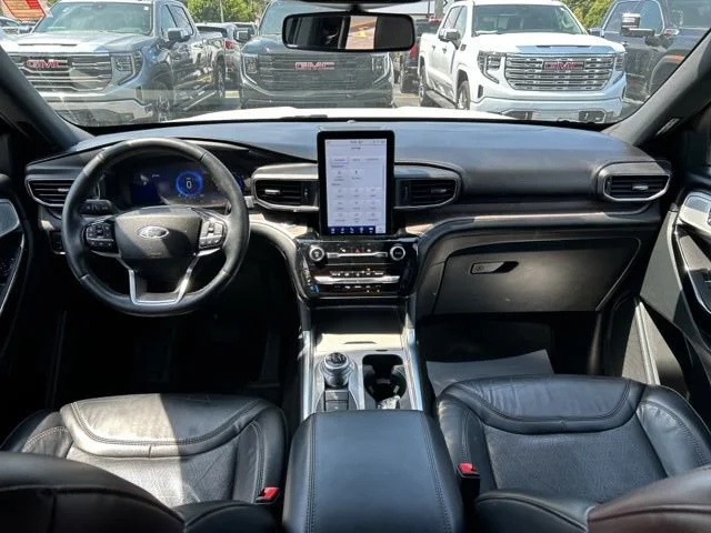 Used 2023 White Ford Platinum image 26