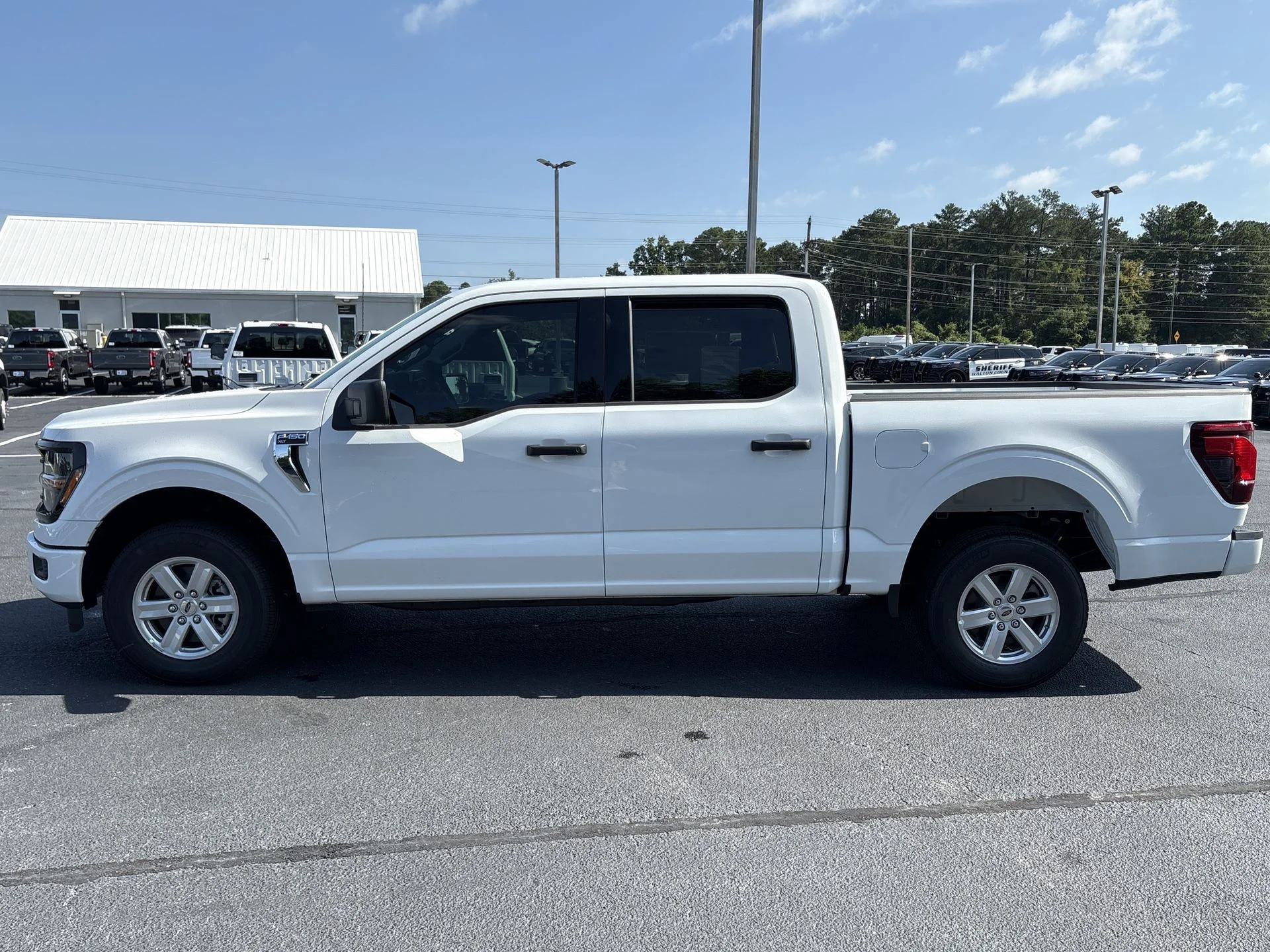 New 2026 Oxford White Ford XLT image 17