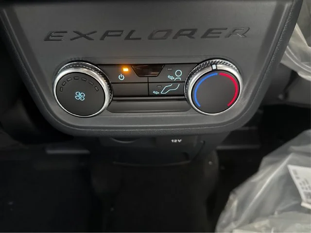 New 2026 Carbonized Gray Metallic Ford Active image 26