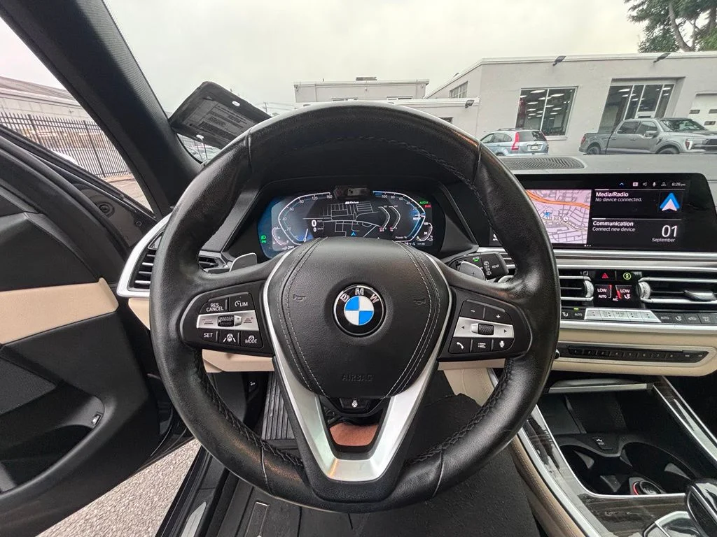 Used 2021 Gray BMW xDrive45e image 14
