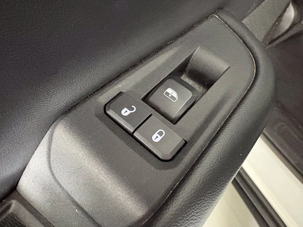 Used 2024 White Jeep 4xe image 36