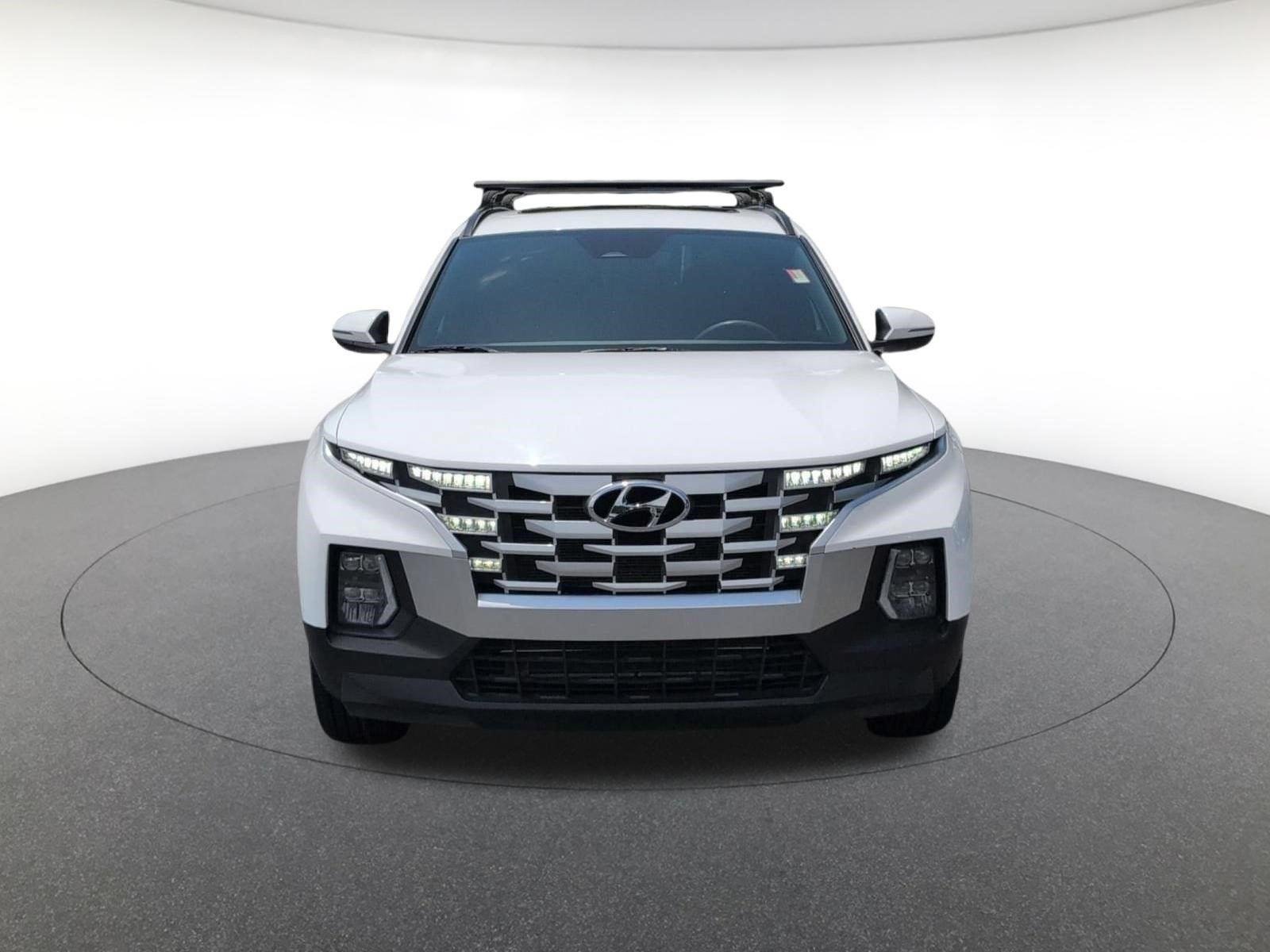 Used 2024 Atlas White Hyundai SEL image 3