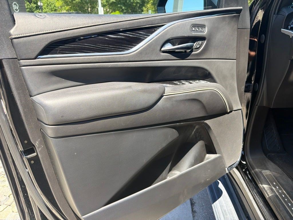 Used 2021 Black Raven Cadillac Sport image 11