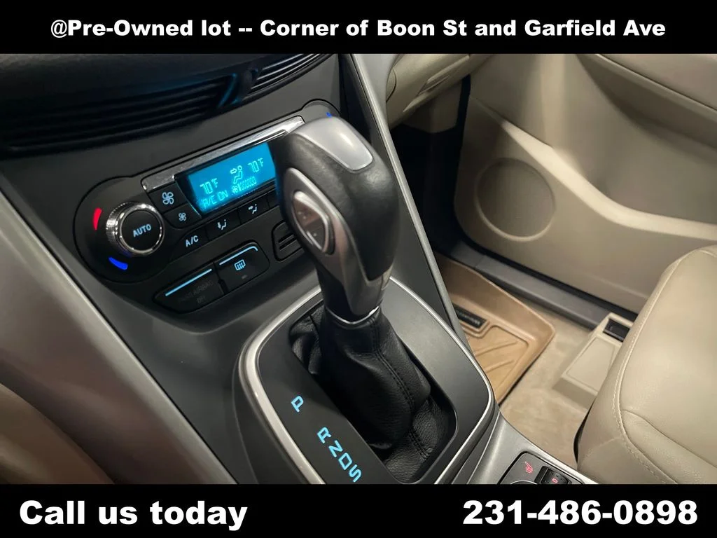 Used 2014 Orange Ford SE image 23
