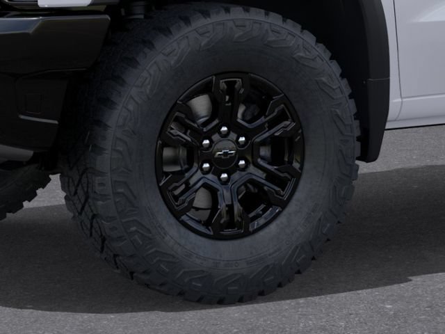New 2026 Summit White Chevrolet ZR2 image 9