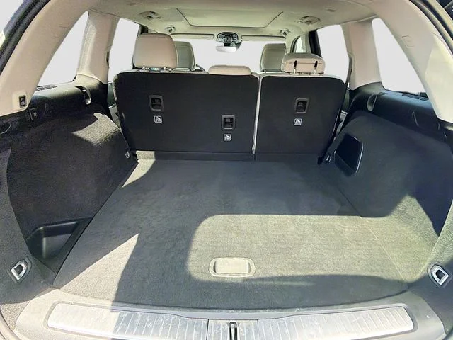 Used 2022 Gray Jeep Overland image 26
