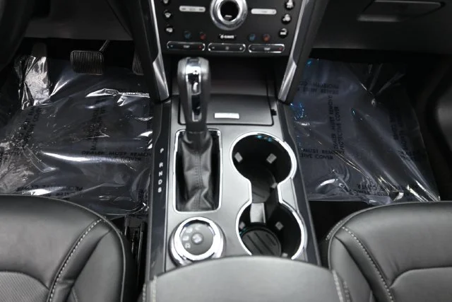 Used 2018 Gray Ford Platinum image 16