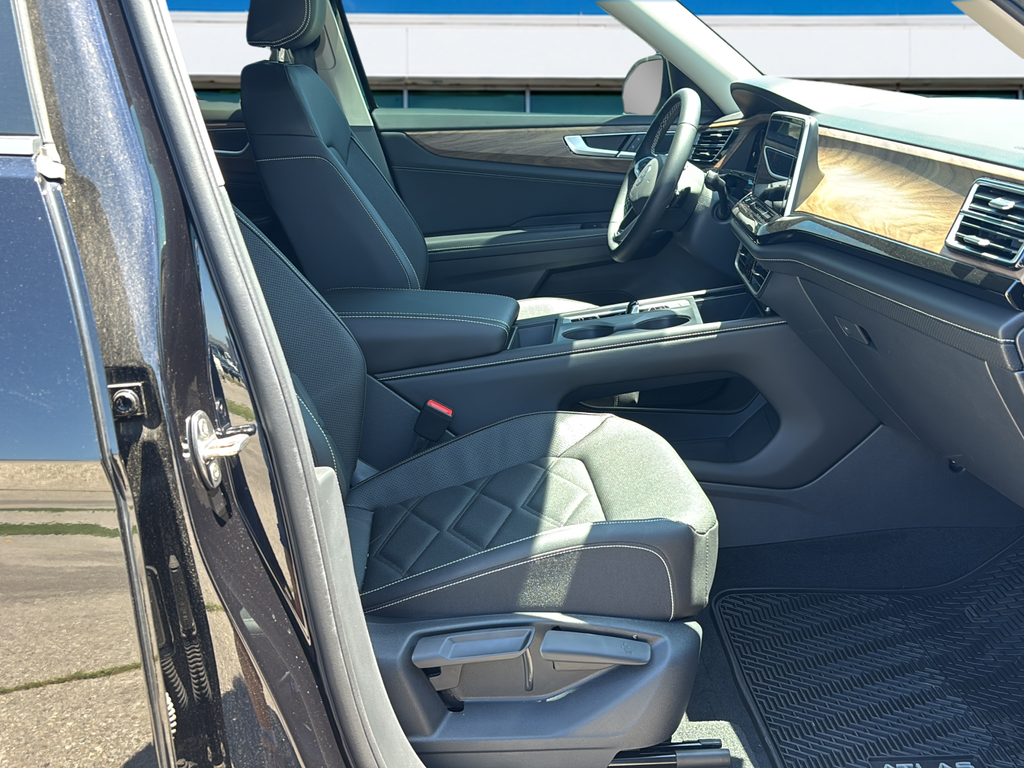 2026 Volkswagen Atlas SE - Photo 11